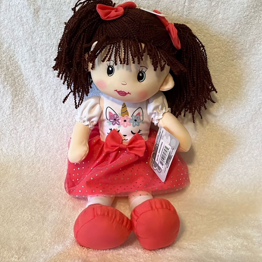 linzy sweet cakes soft plush doll. Has brown yarn hair, Rosie, red cheeks.